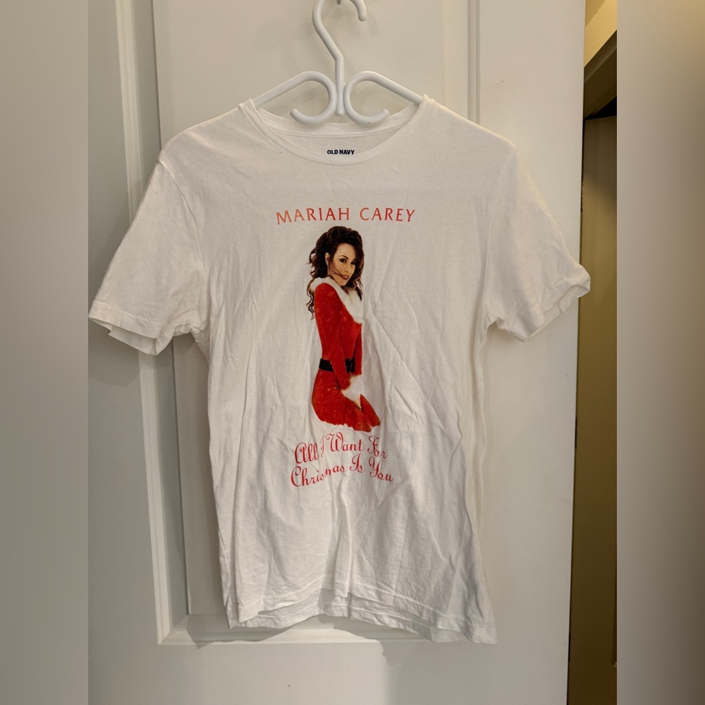 *4 For $25* Old Navy Mariah Carey ‘All I Want For Christmas’ Tee